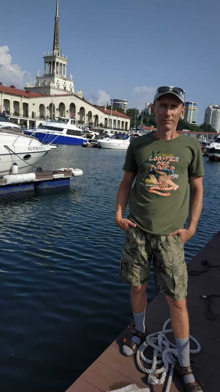  35695523  , 47 ,    