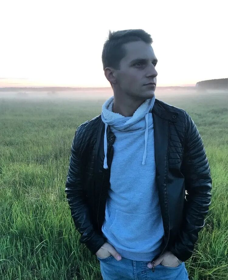  28579523  , 26 ,    -