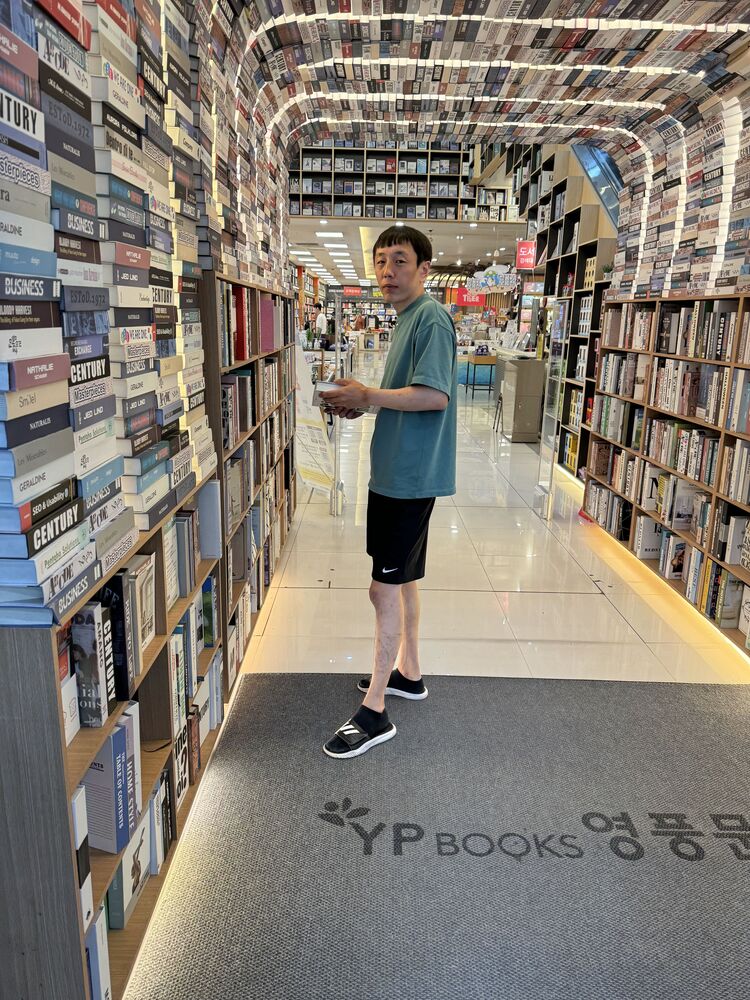  44779363  Erdem, 36 ,    Ch'ongju