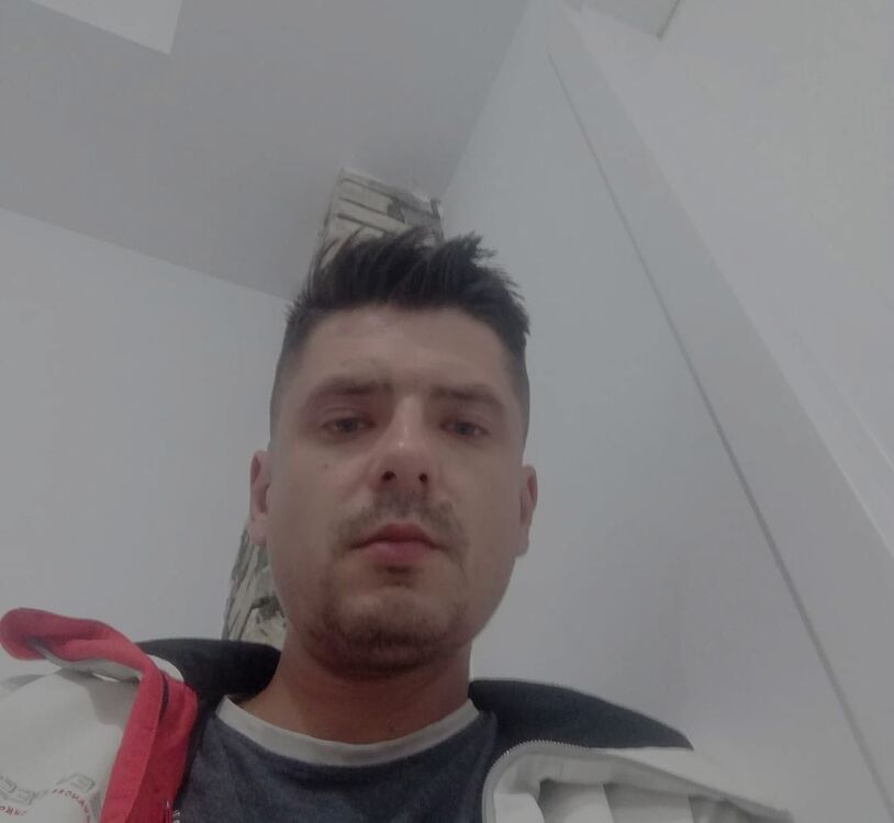  ,   Yevhen, 37 ,   ,   