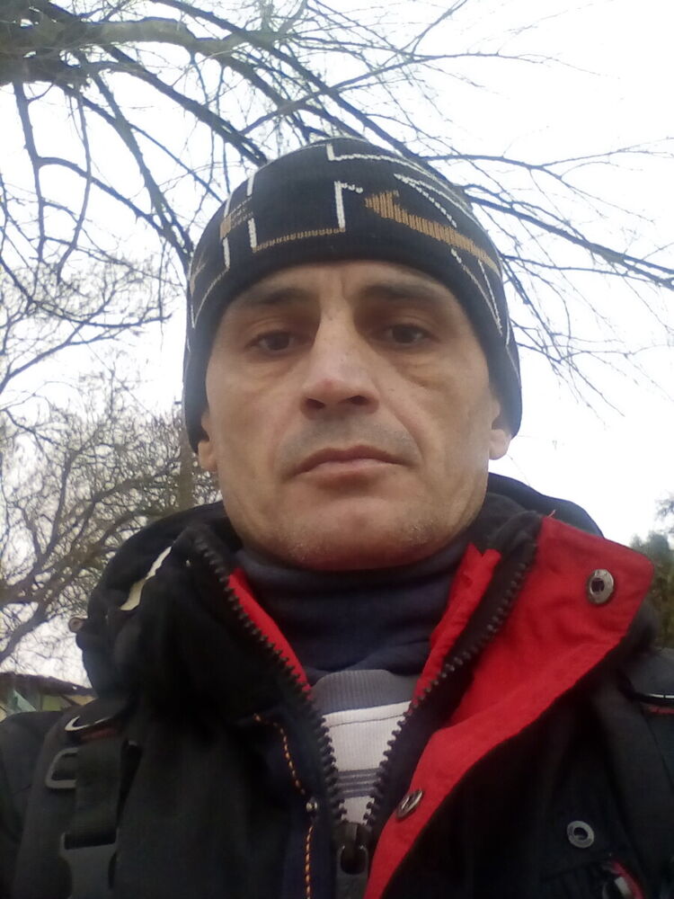  22383733  Vitaliy, 47 ,    