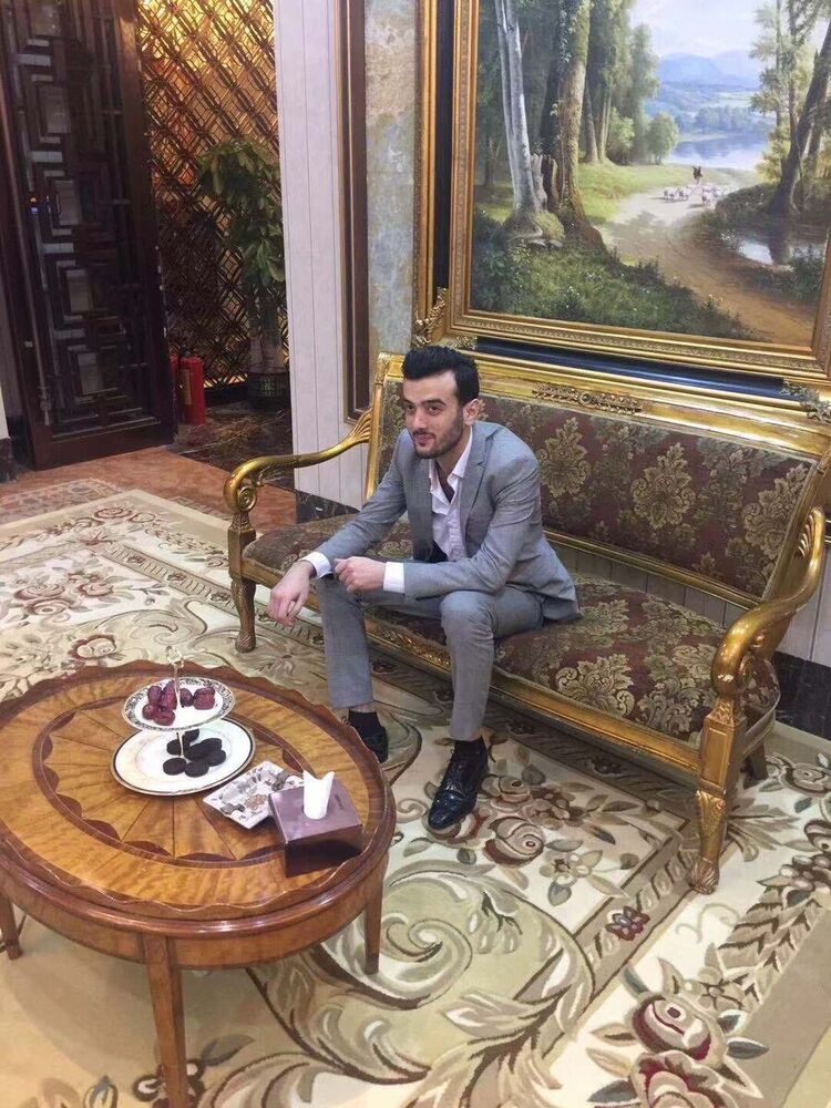 ���� 22462863 ������� Bakha, 32 ����, ���� ���������� � �������