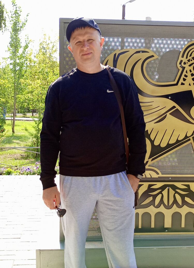  51673493  Vitalya, 47 ,    