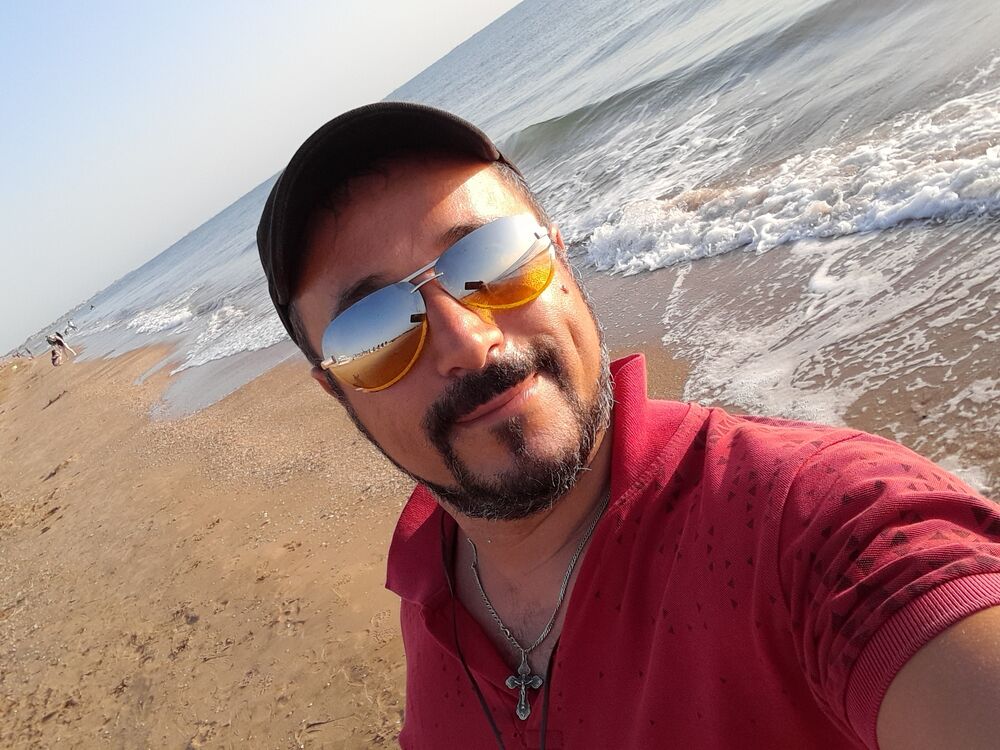 ,   Levan, 44 ,   ,   , c 