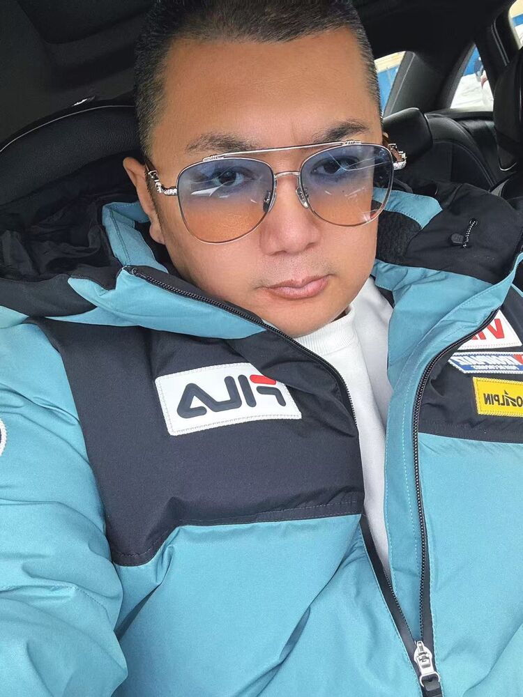  ,   Eric, 38 ,   ,   