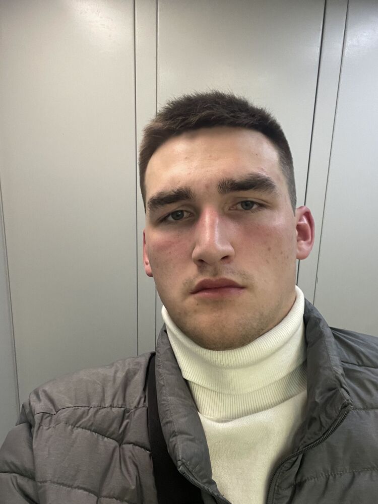  ,   Roman, 22 ,   ,   