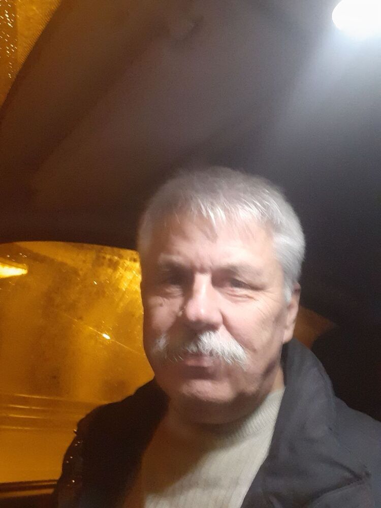  39762373  , 62 ,    