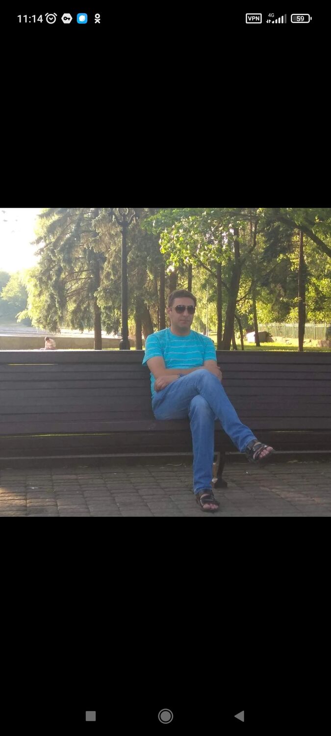  27326873  Vitaly, 48 ,    