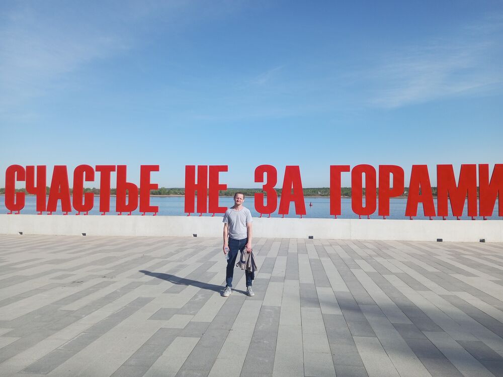  46295903  , 53 ,    