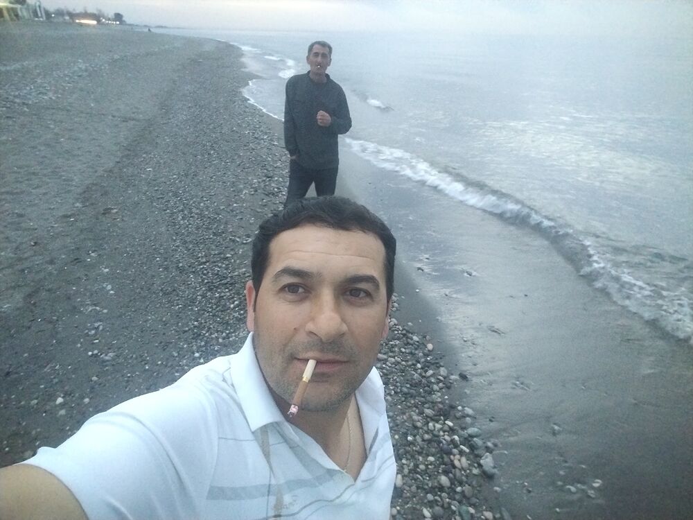  ,   Elnur, 42 ,   ,   