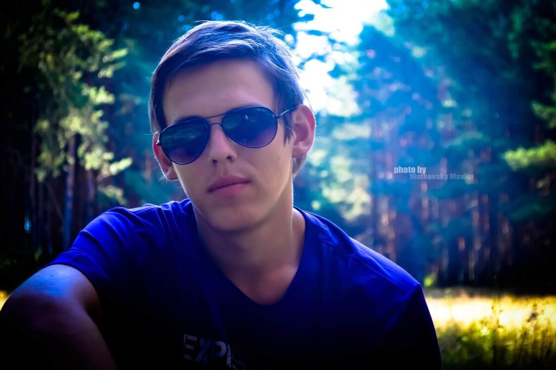 22404943  Andrey, 31 ,    