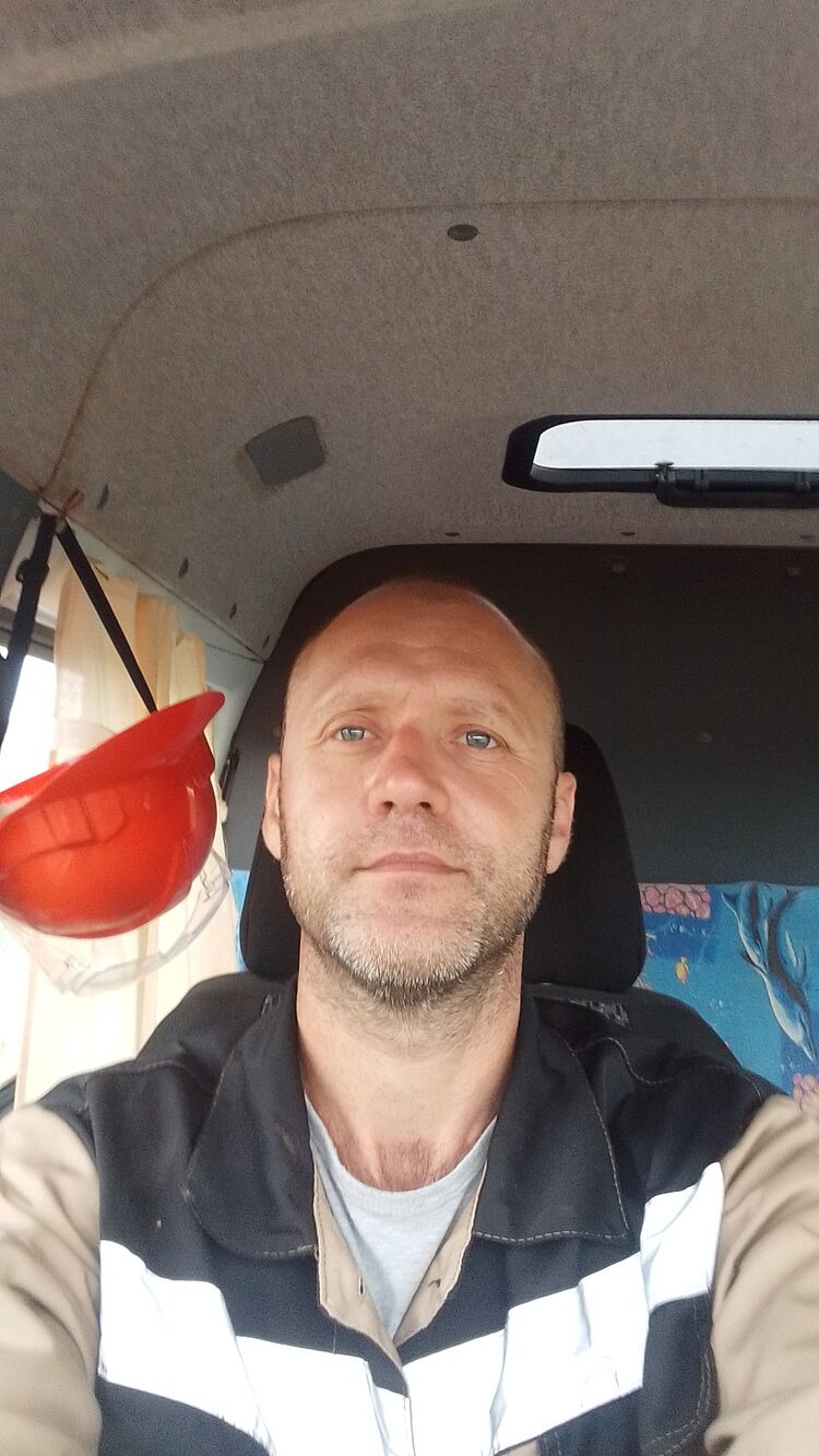  27705323  Aleksey, 40 ,    