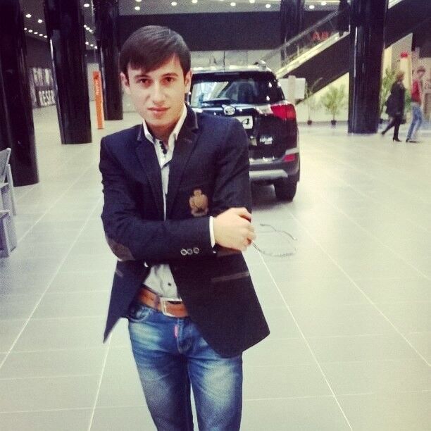  ,   Renat, 33 ,   