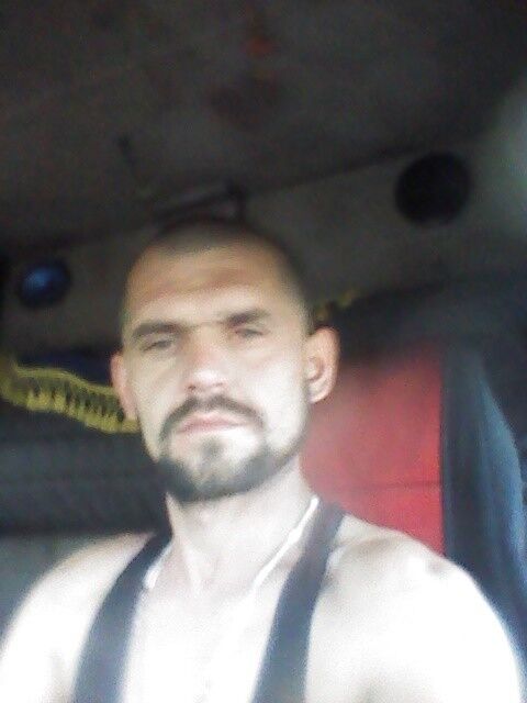  9586663  , 41 ,    