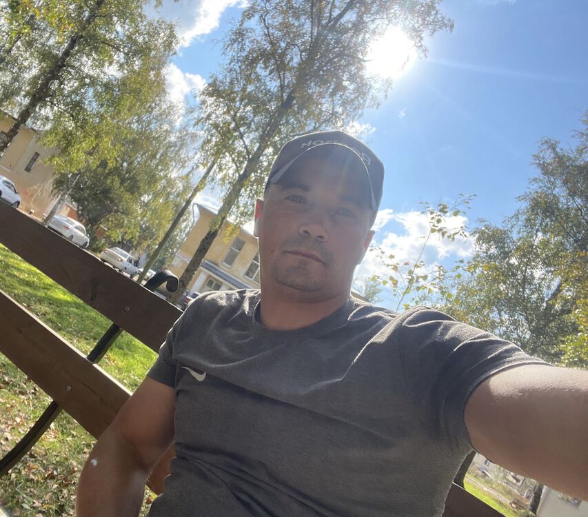  37988983  , 32 ,    
