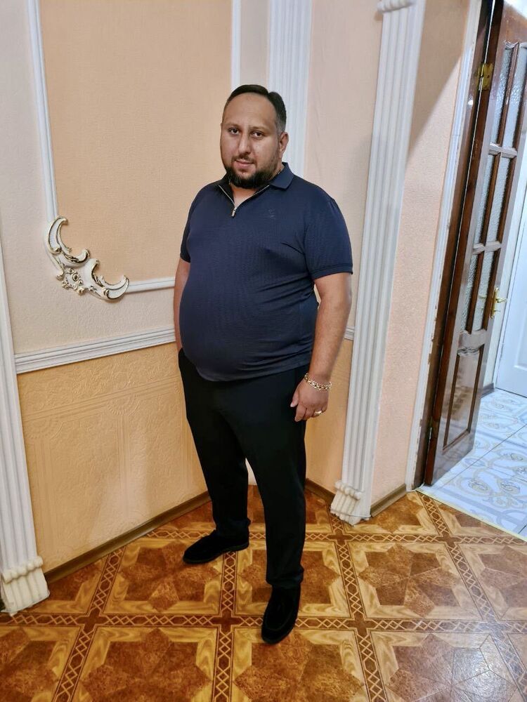  36609273  Lion, 38 ,    