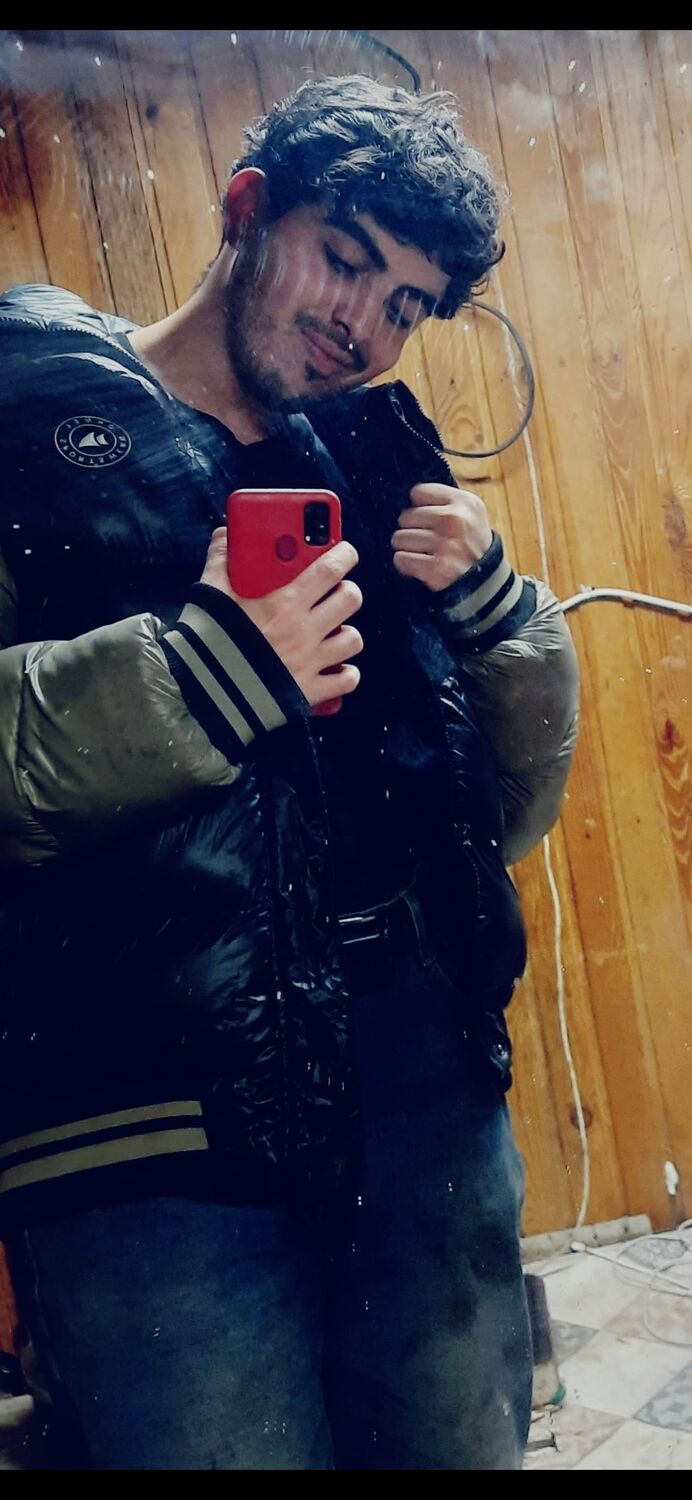  ,   Finich, 27 ,   ,   