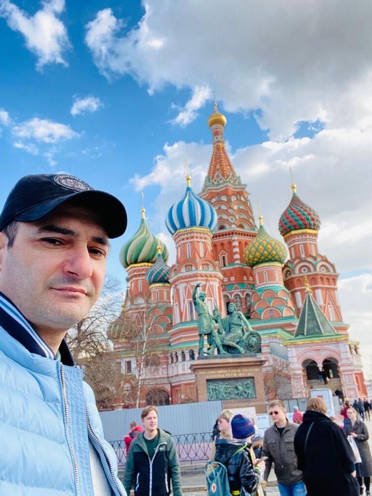  44263733  Niko, 40 ,    