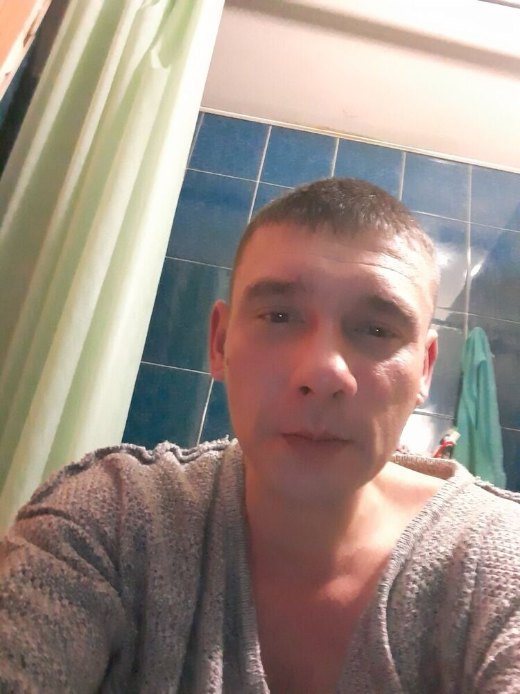  21994843  , 46 ,    