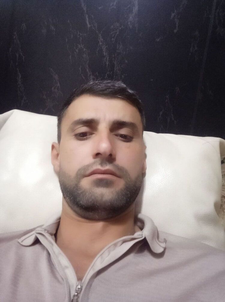  48349383  , 42 ,    