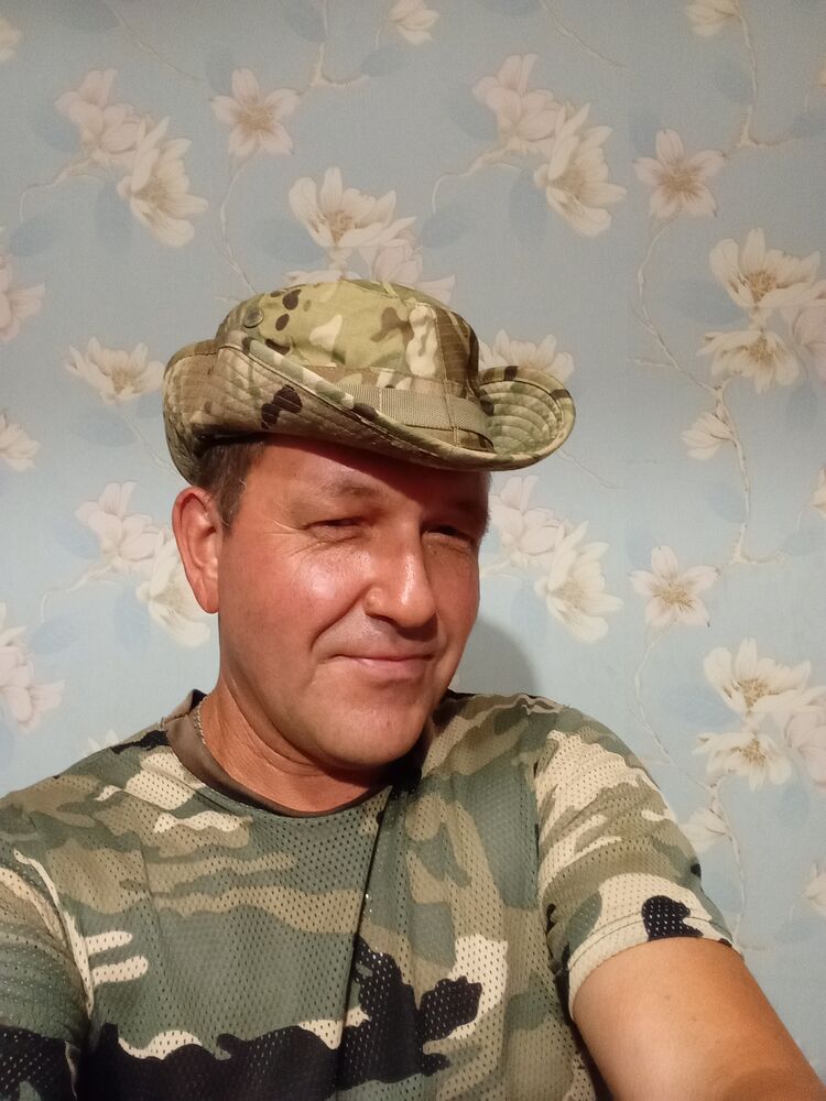  46677723  , 52 ,    