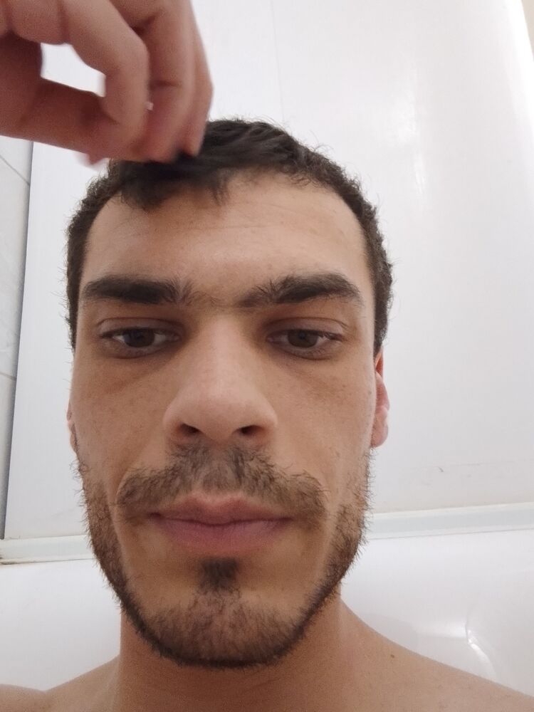  ,   Robert, 28 ,   ,   