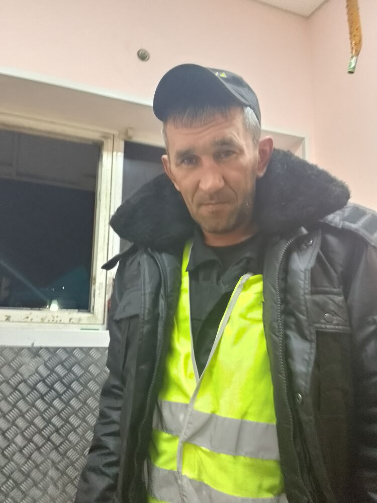  40109493  , 43 ,    