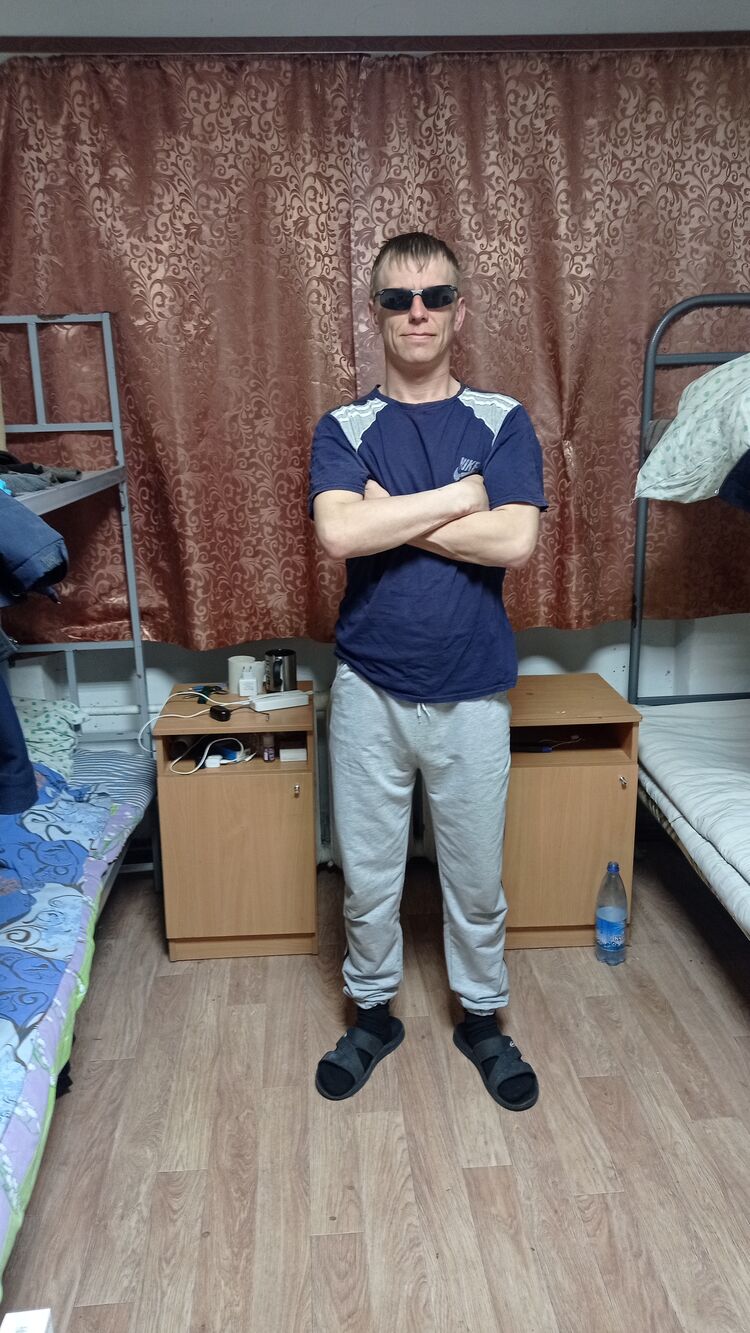  43100993  Oleg, 38 ,    