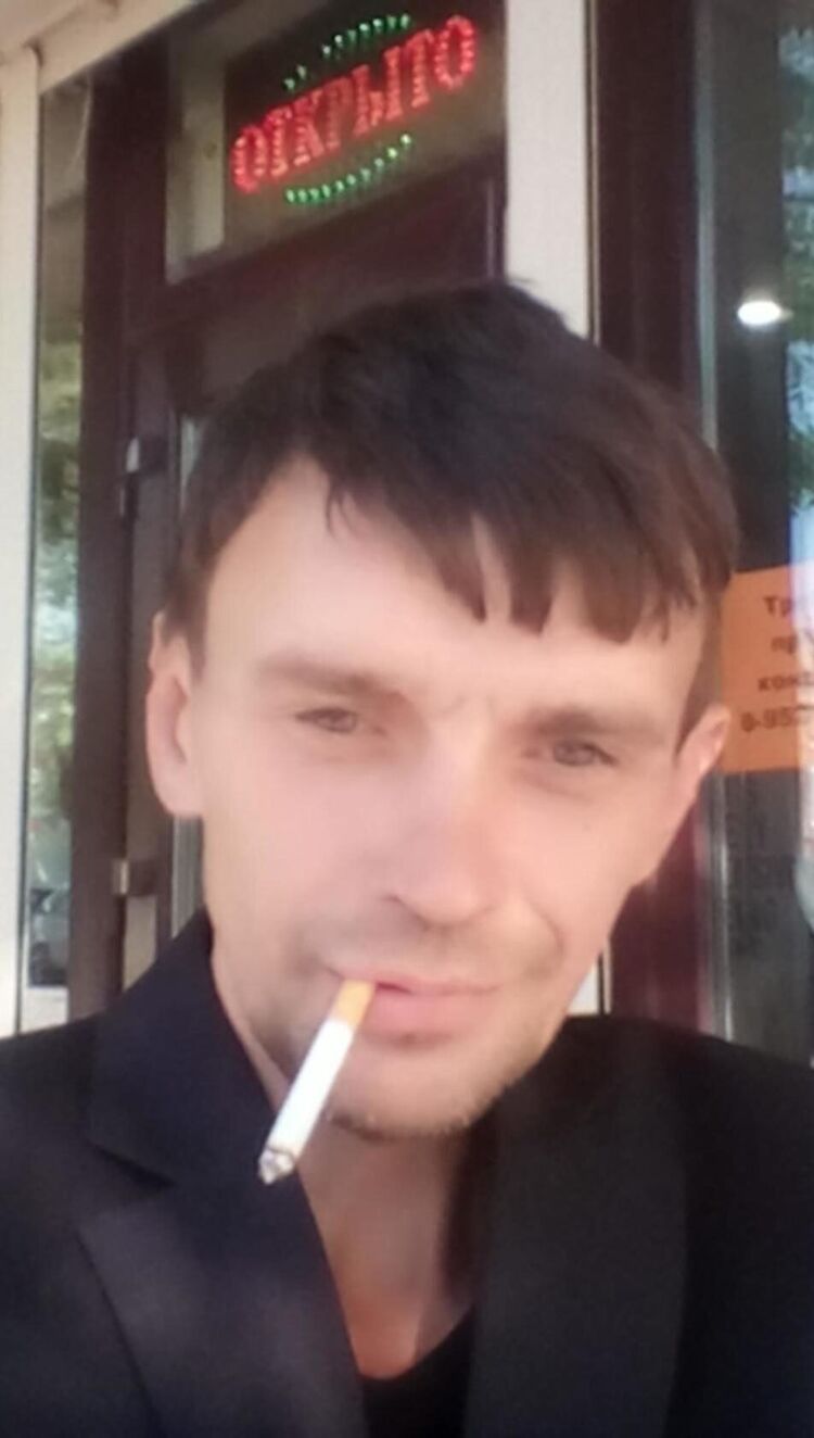  33483233  Dmitry, 46 ,    