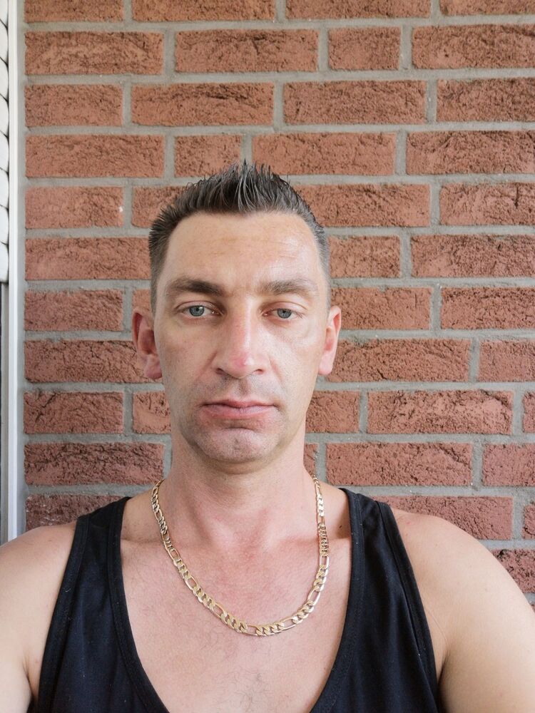  Dissen,   Tadas, 44 ,   ,   , c 
