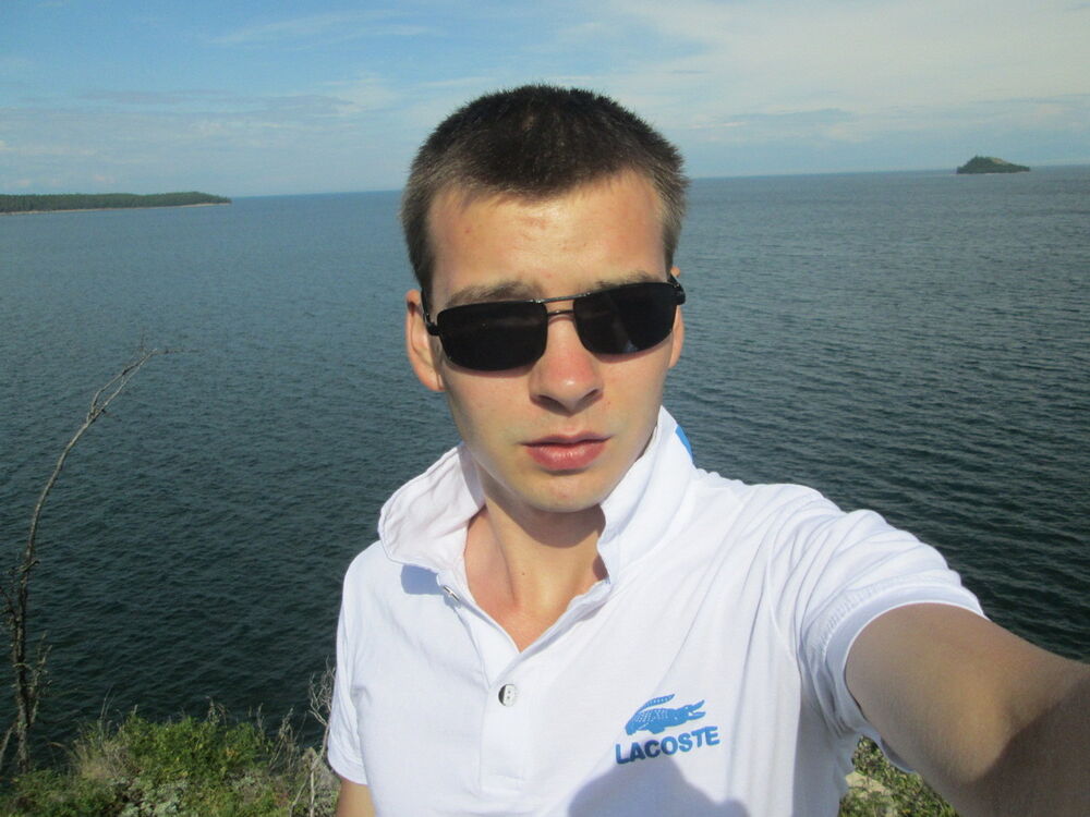  8813473  Ahdrei, 38 ,    -