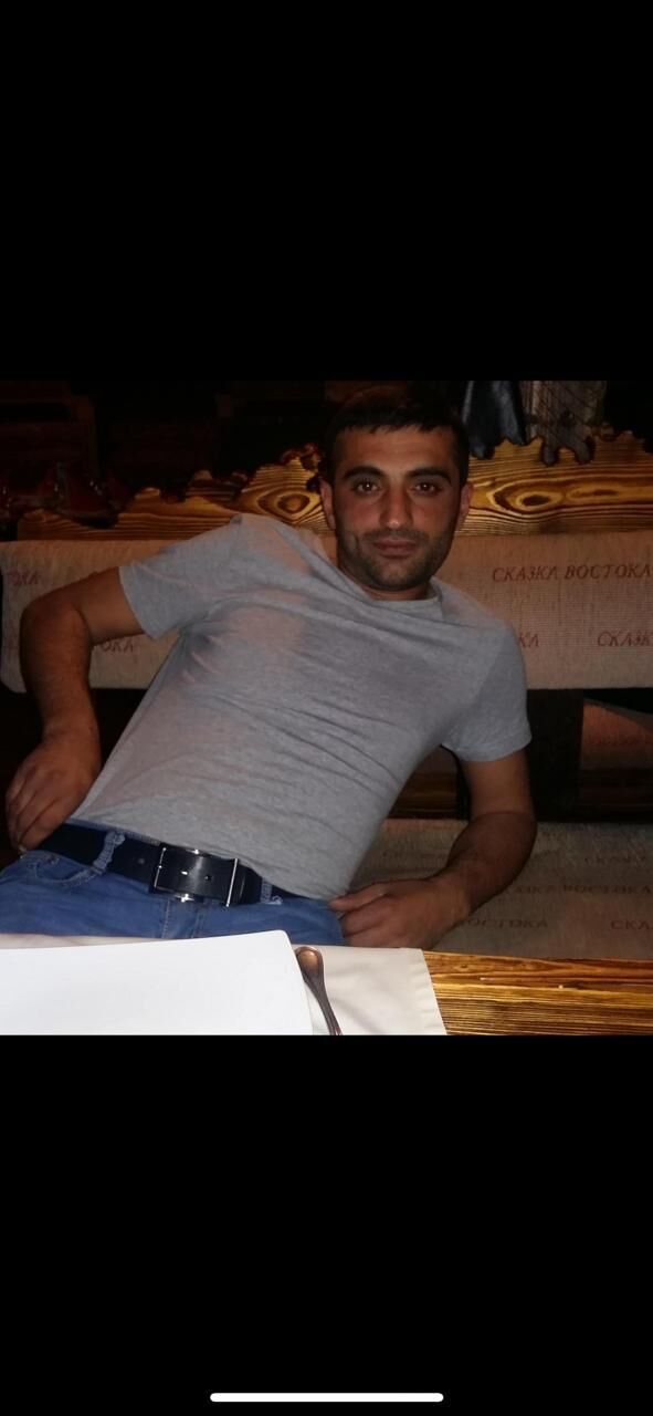  ,   Grigor, 39 ,   ,   