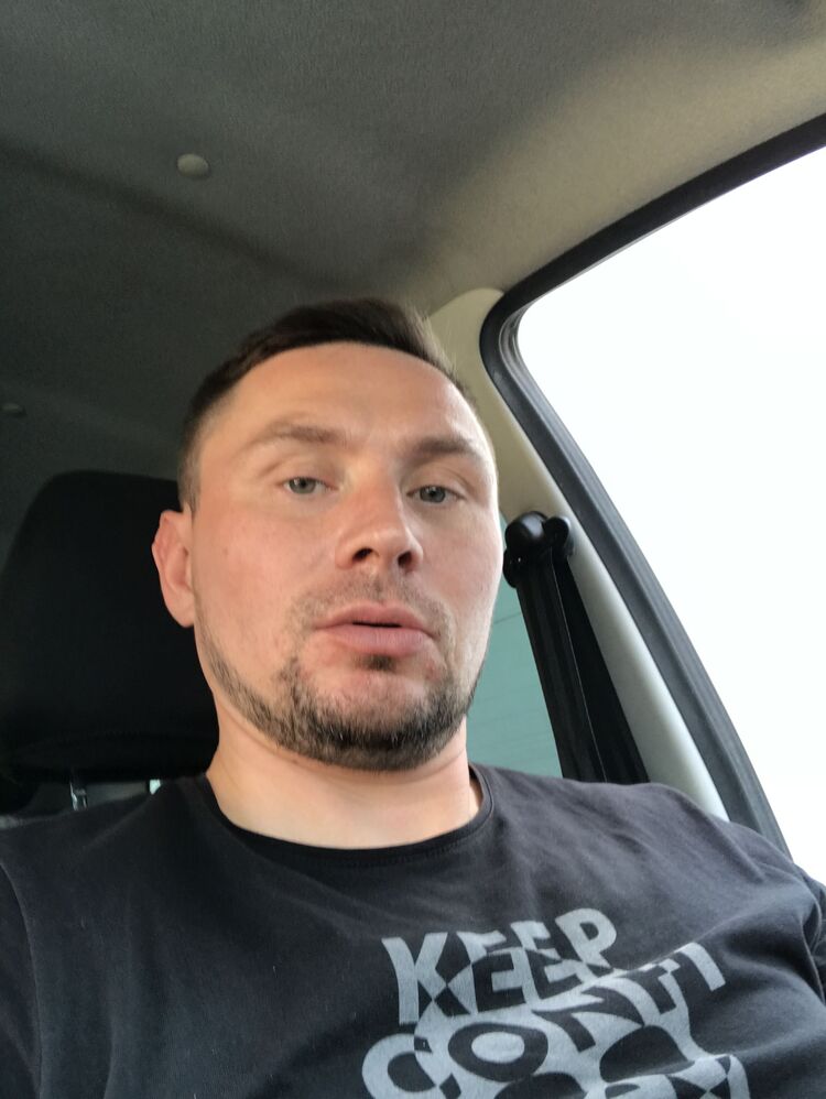  28389973  , 39 ,     