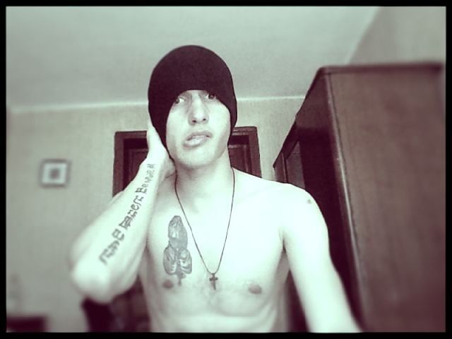  4613573  Toko, 30 ,    