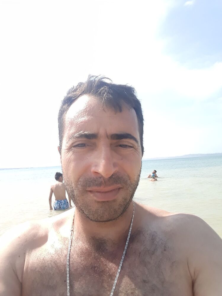  18405123  Elmeddin, 44 ,    