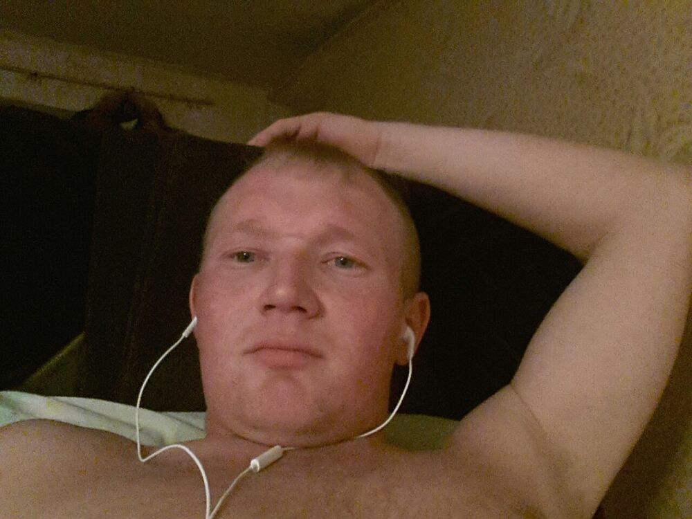  ,   Vasil, 39 ,   