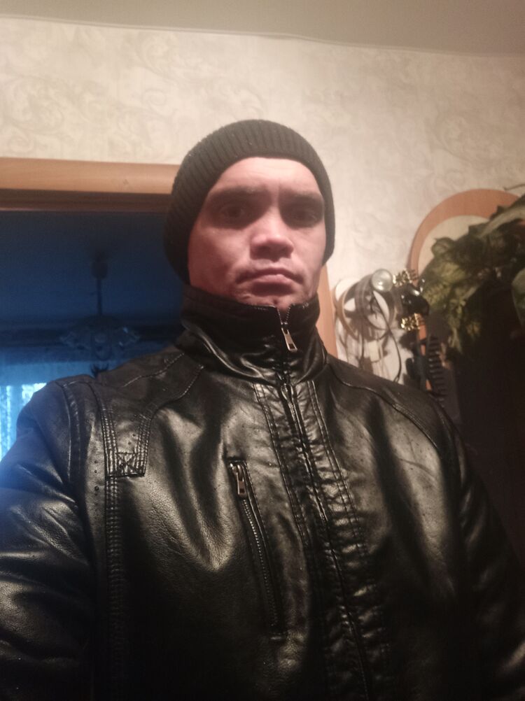  49029393  , 33 ,    