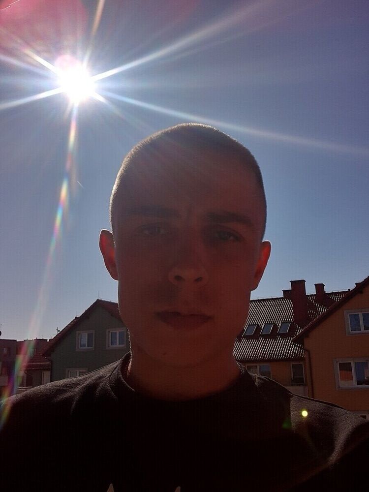  21014053  , 28 ,    