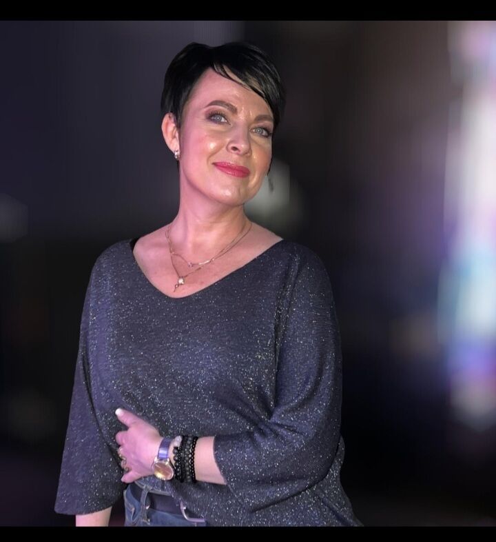  54460133  , 49 ,    -