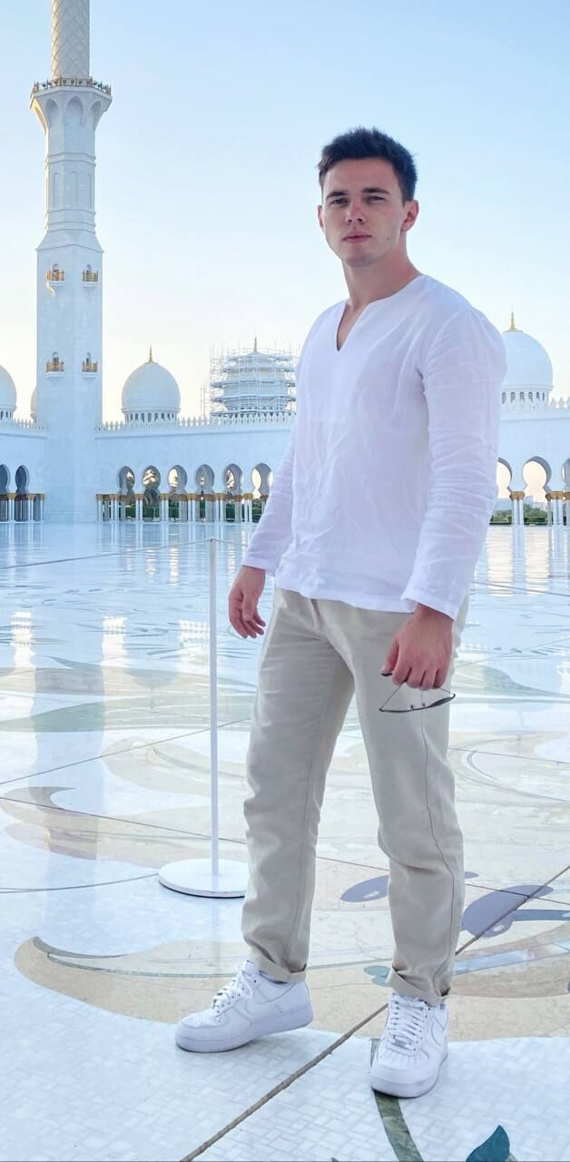  ,   Roman, 28 ,   ,   