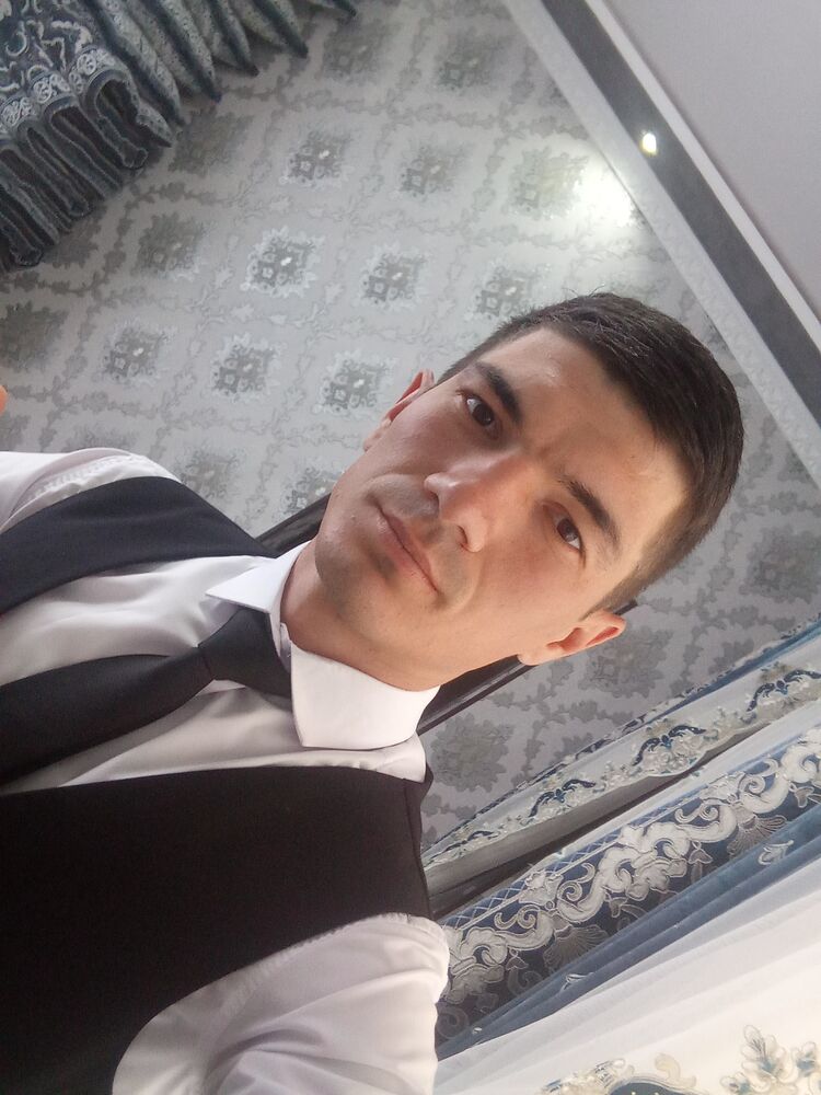  46172463  Behruz, 25 ,    