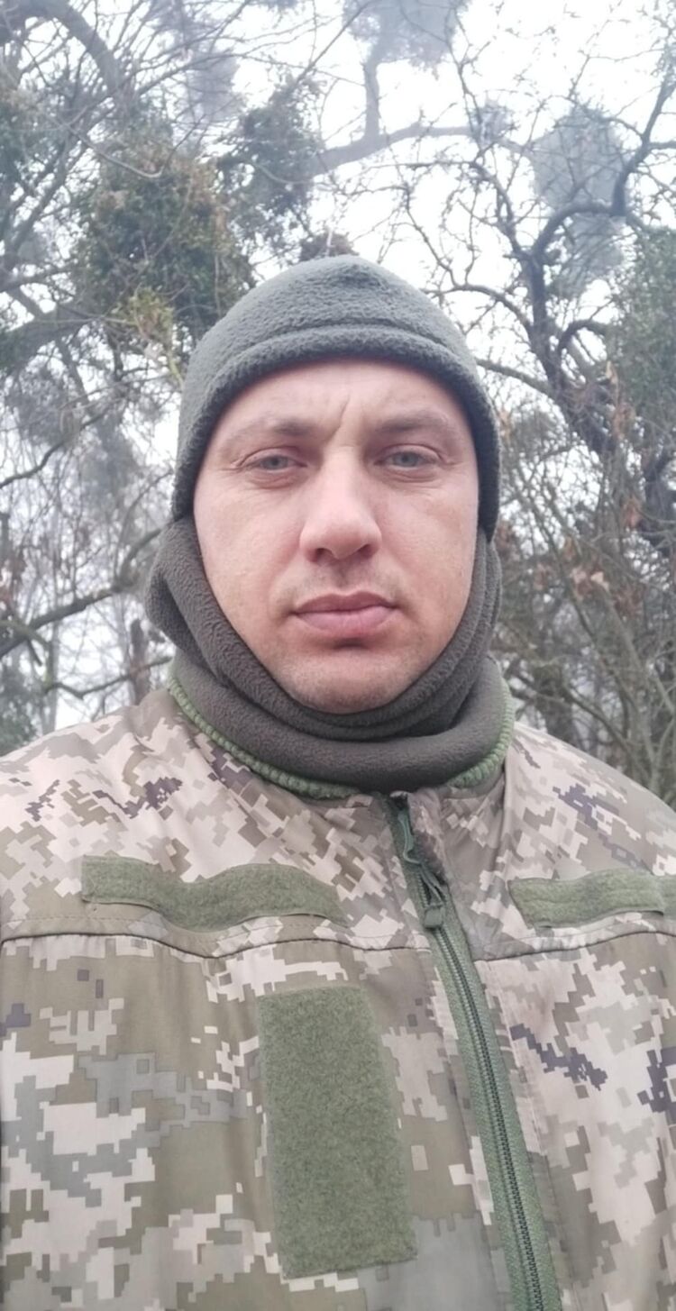  ,   Vladimir, 39 ,   c 