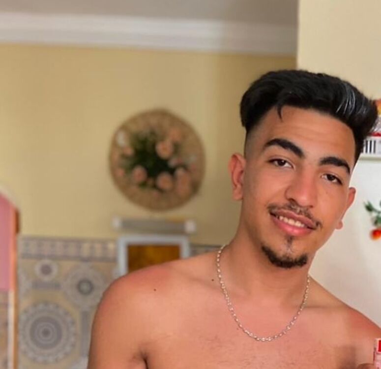  ,   Oussamaelg, 23 ,   ,   