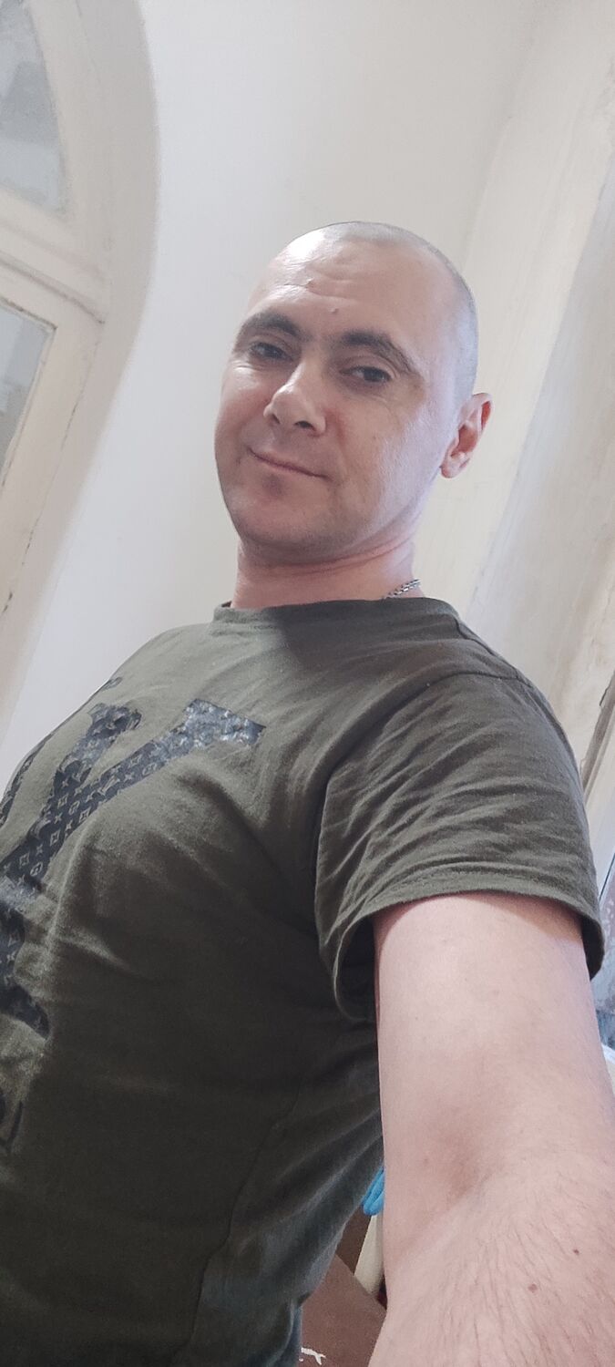  42108373   , 35 ,    