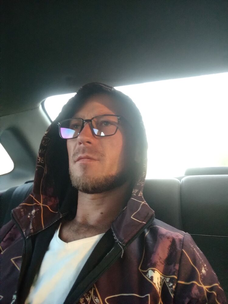  43008423  , 34 ,    