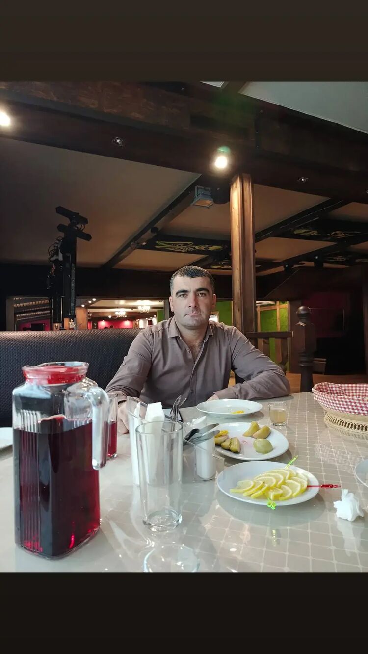  50097223  Anar, 40 ,    