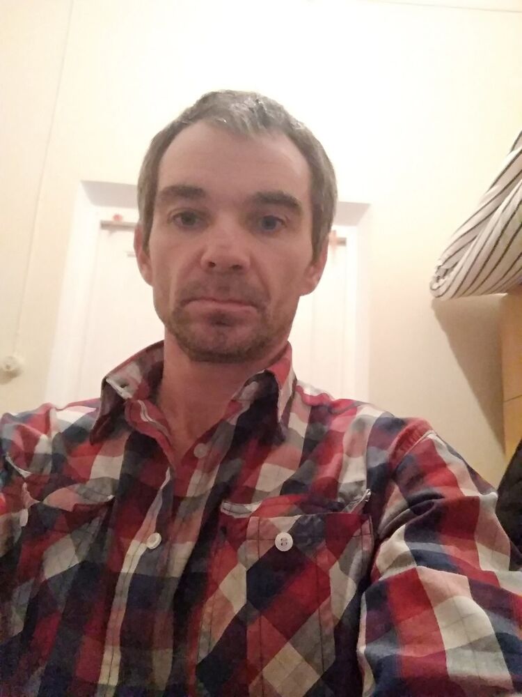  ,   Robert, 48 ,   