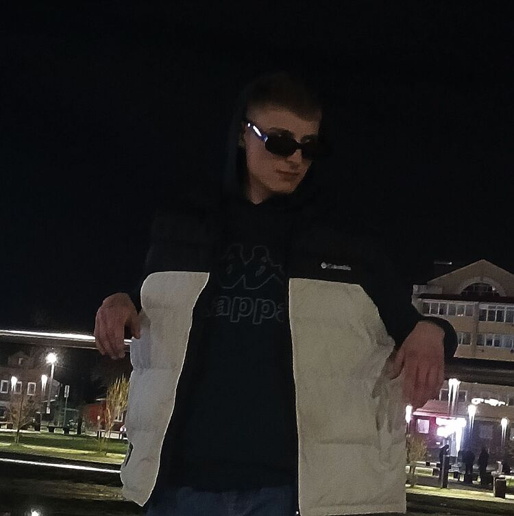  ,   Andrey, 19 ,   ,   