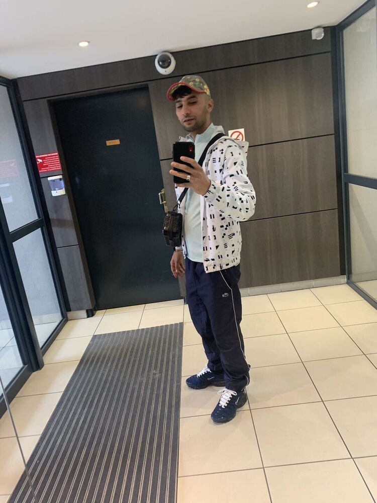  34038493  Amari, 34 ,    Blamont