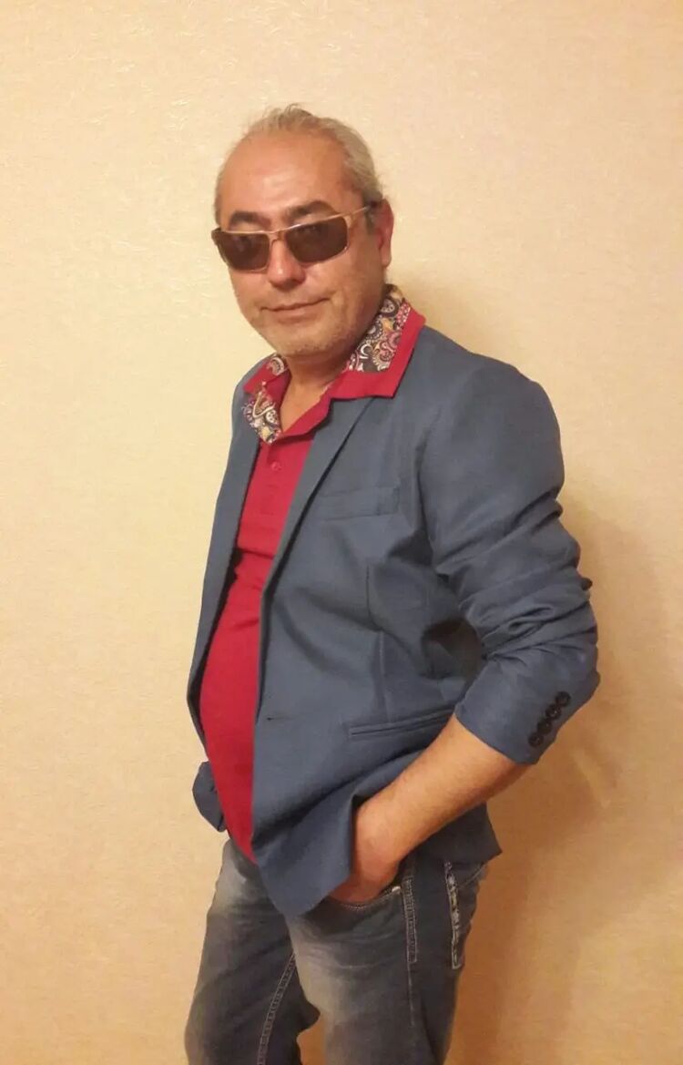  39873133  Alisher, 58 ,    